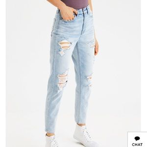 AEO NWT Mom Jeans